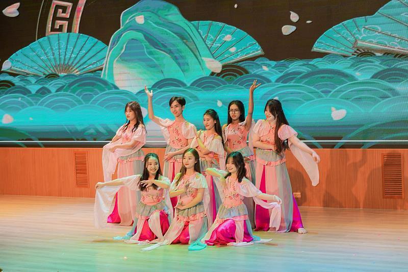 113 | 朝陽科技大學國際學生跨年，感受台灣師生溫情圖片